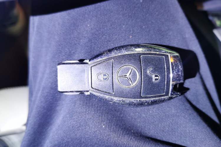 Used Mercedes-Benz C-Class 2010 C 300 Estate Vehicle Key