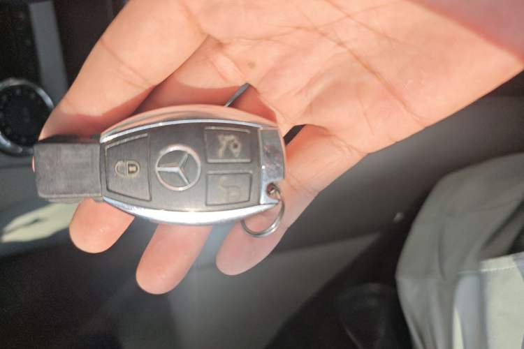 Used Mercedes-Benz C-Class 2010 C 180K Classic model Vehicle Key