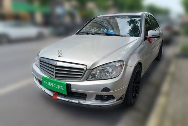 Used Mercedes-Benz C-Class 2010 C 180K Classic model
