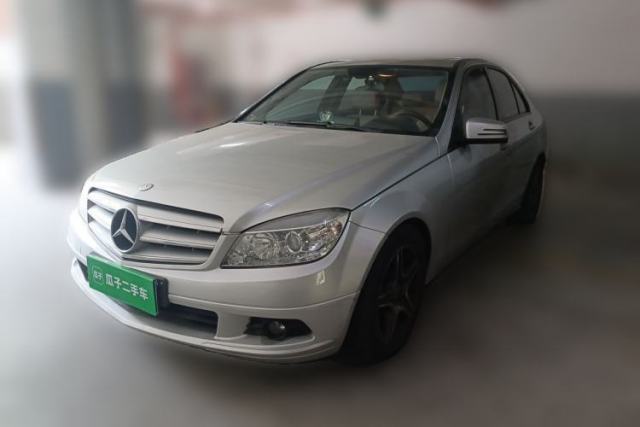 Used Mercedes-Benz C-Class 2010 C 180K Classic model