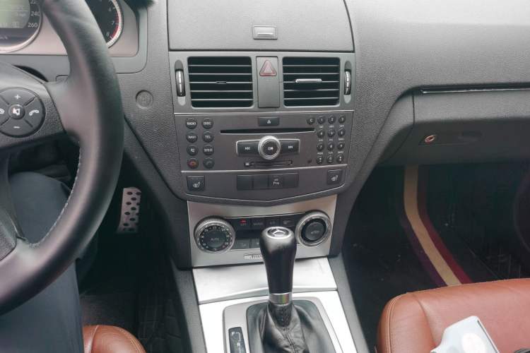 Used Mercedes-Benz C-Class 2010 C 300 Estate Audio And AC Panel