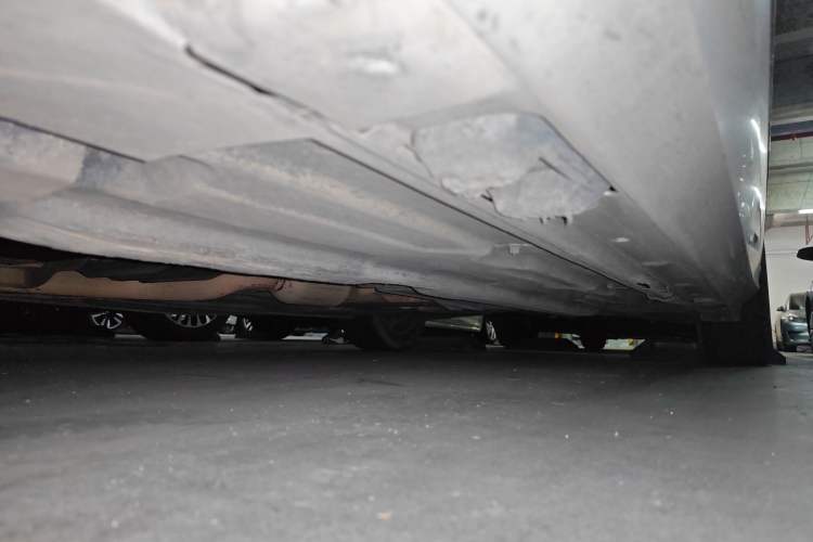 Used Mercedes-Benz C-Class 2010 C 200 CGI Elegance Model Chassis Front Left