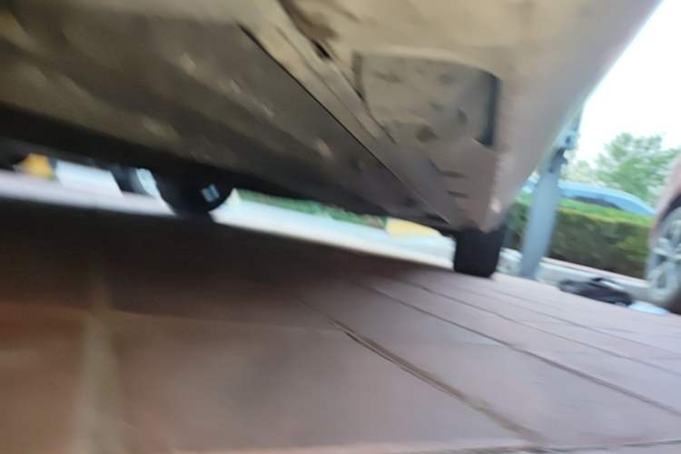 Used Mercedes-Benz C-Class 2010 C 180K Classic model Chassis Front Left