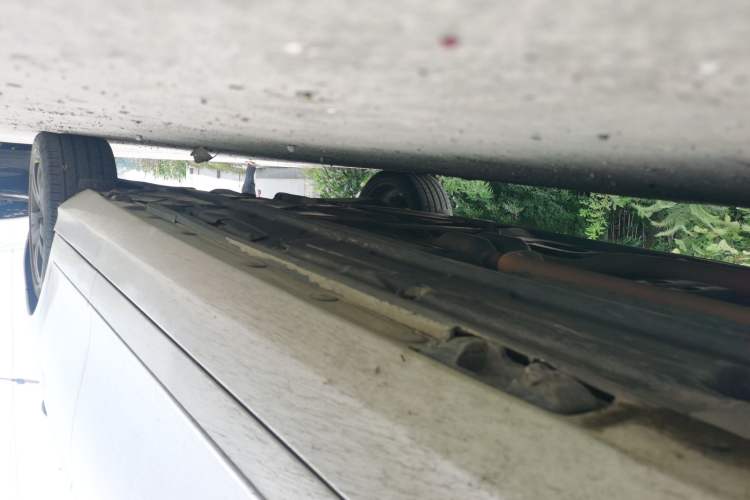 Used Mercedes-Benz C-Class 2010 C 300 Estate Chassis Front Left