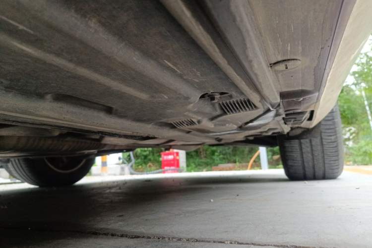 Used Mercedes-Benz C-Class 2010 C 200 CGI Elegance Model Chassis Rear Left