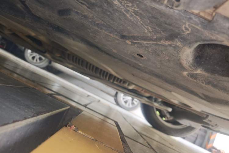 Used Mercedes-Benz C-Class 2010 C 200 CGI Elegance Model Chassis Rear Left