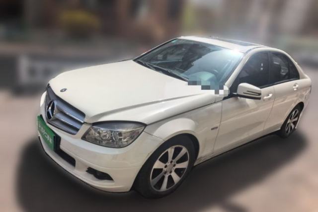 Used Mercedes-Benz C-Class 2010 C 180K Classic model