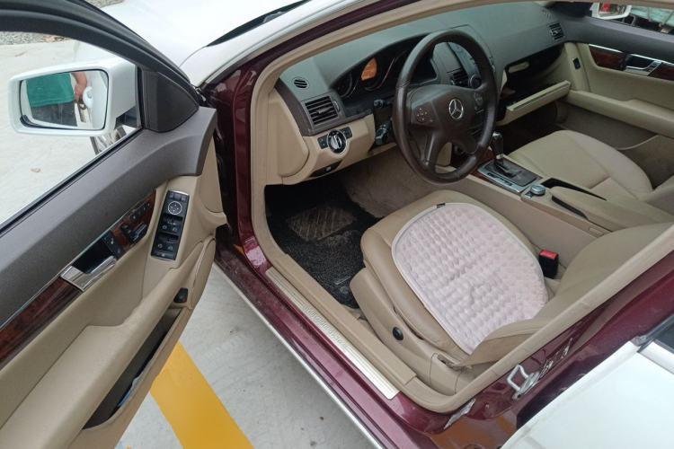 Used Mercedes-Benz C-Class 2010 C 200 CGI Elegance Model Driver Seat