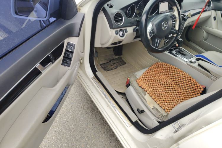 Used Mercedes-Benz C-Class 2010 C 180K Classic model Driver Seat