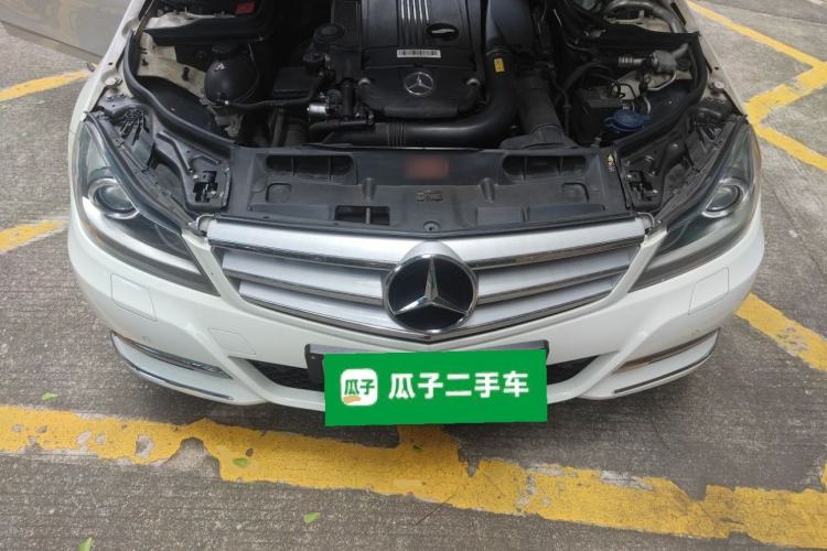 Used Mercedes-Benz C-Class 2010 C 200 CGI Fashion Model Engine Bay
