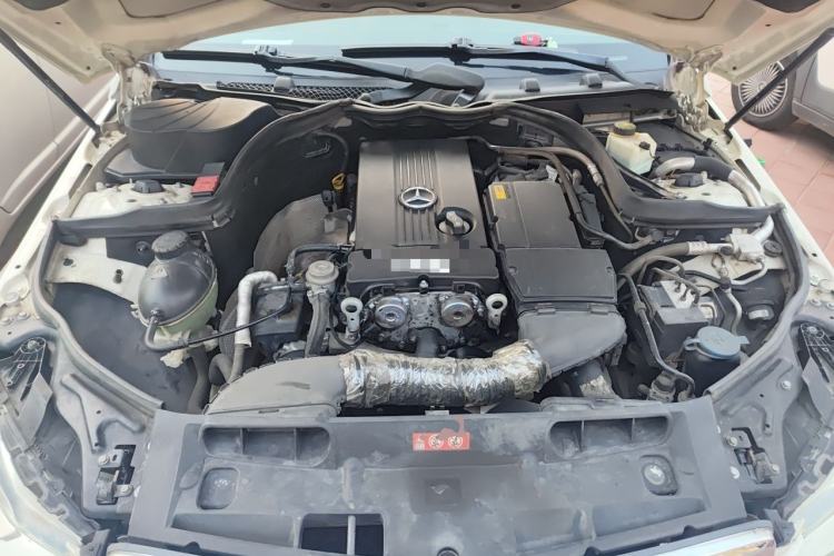 Used Mercedes-Benz C-Class 2010 C 180K Classic model Engine Bay