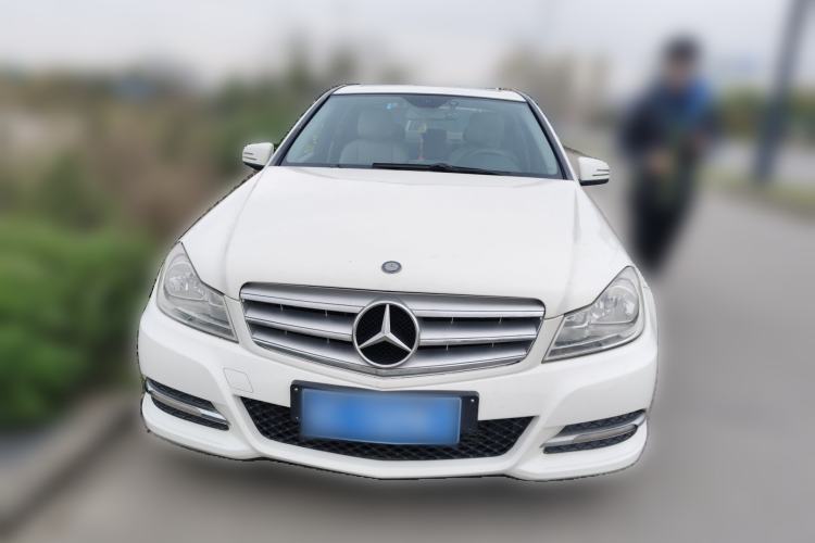 Used Mercedes-Benz C-Class 2010 C 180K Classic model Front