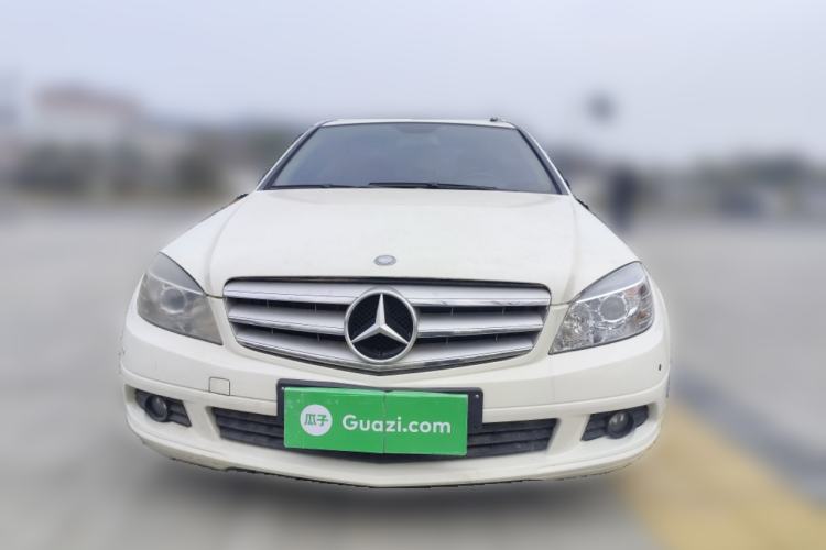 Used Mercedes-Benz C-Class 2010 C 180K Classic model Front