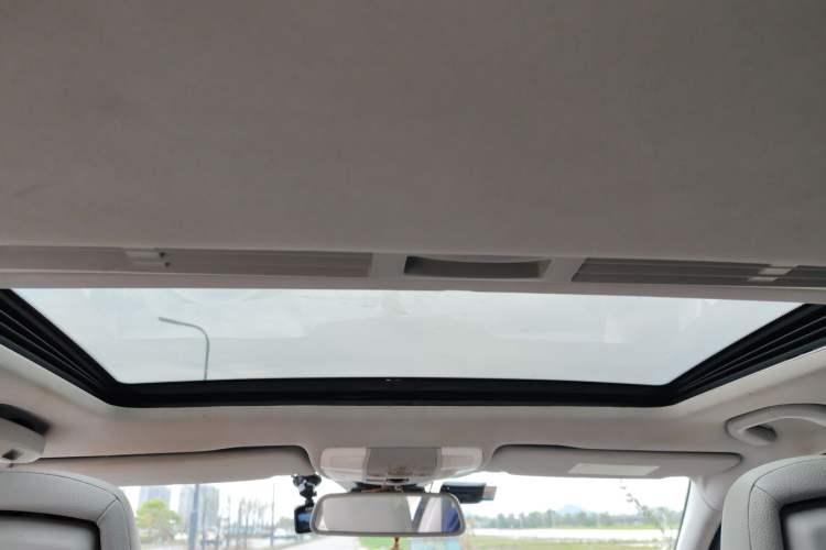 Used Mercedes-Benz C-Class 2010 C 180K Classic model Headliner