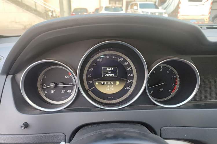 Used Mercedes-Benz C-Class 2010 C 180K Classic model Instrument Cluster