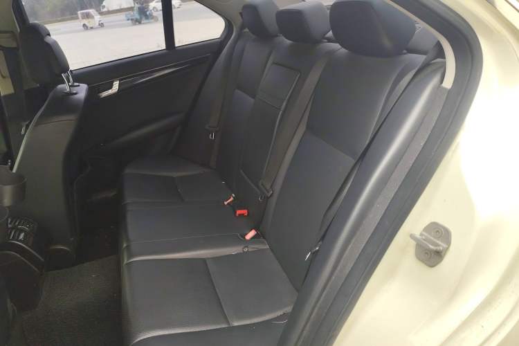 Used Mercedes-Benz C-Class 2010 C 180K Classic model Left Rear Seat