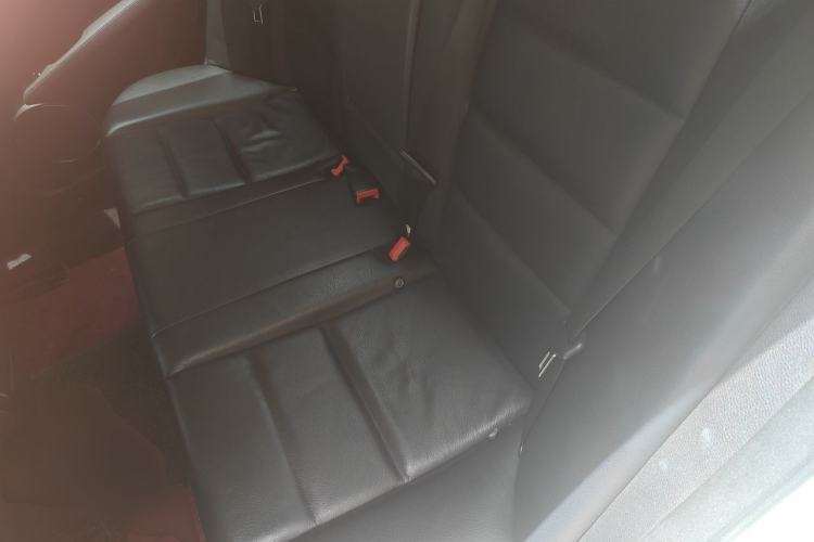 Used Mercedes-Benz C-Class 2010 C 200 CGI Fashion Model Left Rear Seat