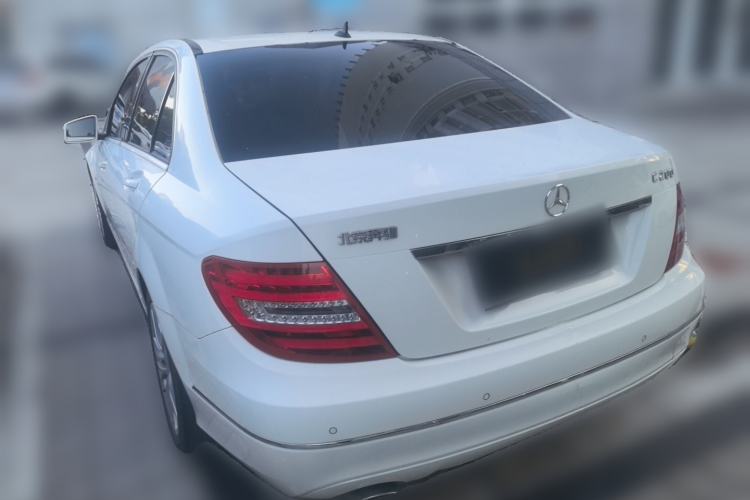 Used Mercedes-Benz C-Class 2010 C 200 CGI Fashion Model Rear Left 45 Deg