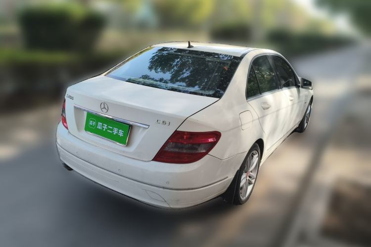 Used Mercedes-Benz C-Class 2010 C 200 CGI Fashion Model Rear Right 45 Deg
