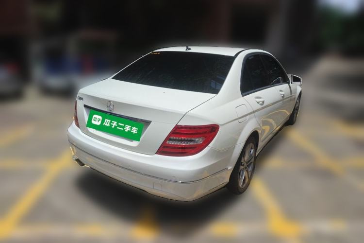 Used Mercedes-Benz C-Class 2010 C 200 CGI Fashion Model Rear Right 45 Deg