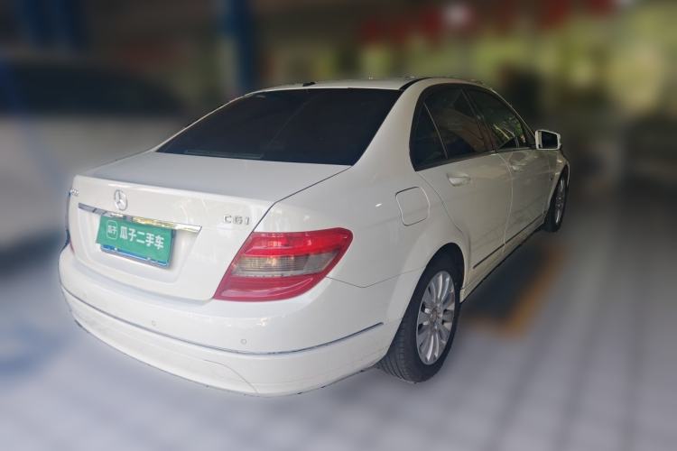 Used Mercedes-Benz C-Class 2010 C 200 CGI Elegance Model Rear Right 45 Deg