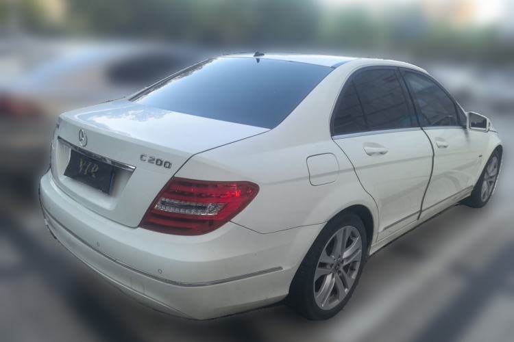 Used Mercedes-Benz C-Class 2010 C 200 CGI Fashion Model Rear Right 45 Deg