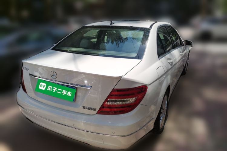 Used Mercedes-Benz C-Class 2010 C 200 CGI Elegance Model Rear Right 45 Deg