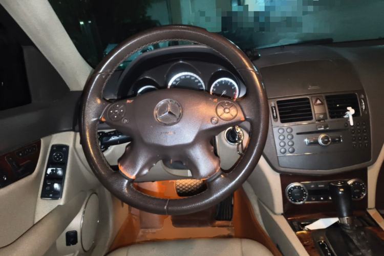Used Mercedes-Benz C-Class 2010 C 200K Standard Model Steering Wheel