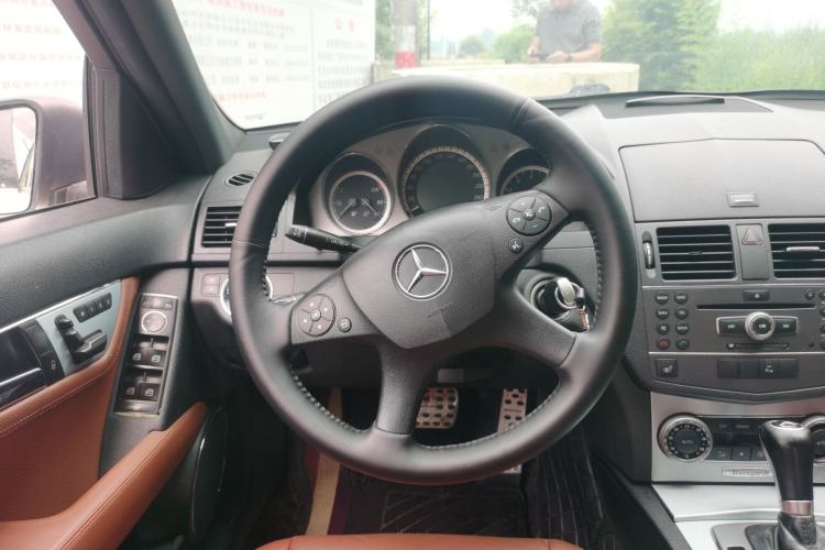 Used Mercedes-Benz C-Class 2010 C 300 Estate Steering Wheel