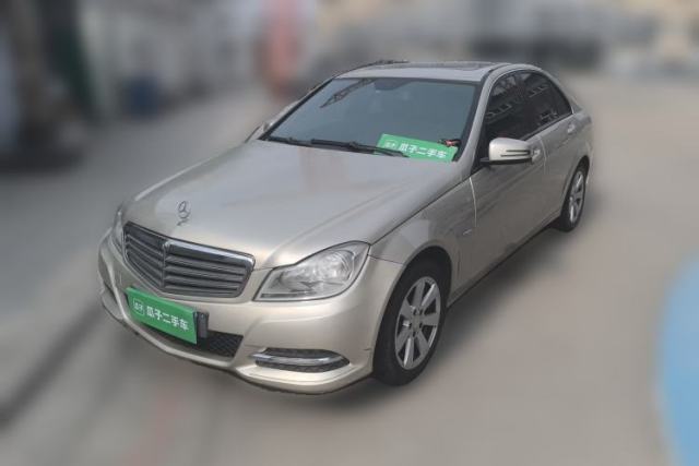 Used Mercedes-Benz C-Class 2010 C 180K Classic model