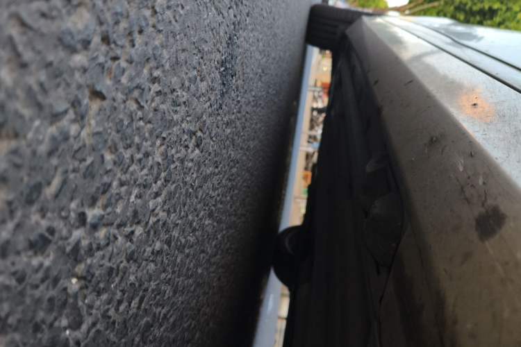 Used Mercedes-Benz C-Class 2010 C 200 CGI Estate Chassis Front Right