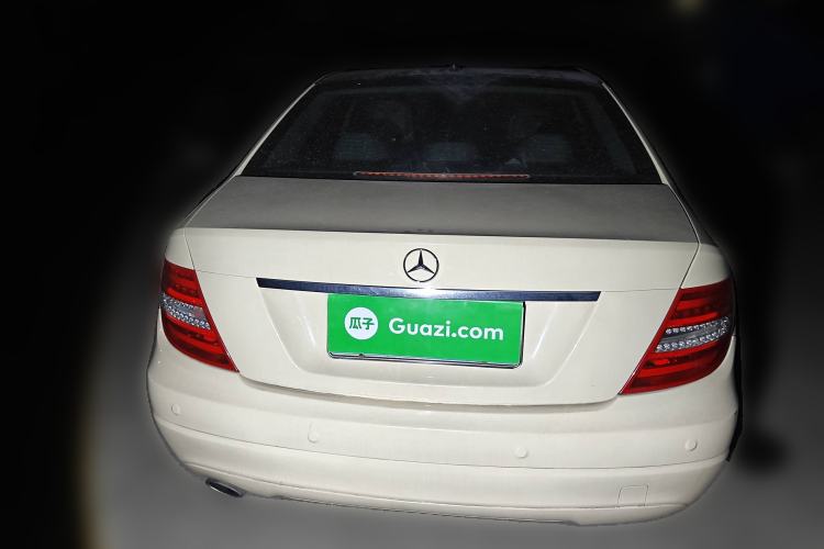 Used Mercedes-Benz C-Class 2010 C 180K Classic model Exterior 4