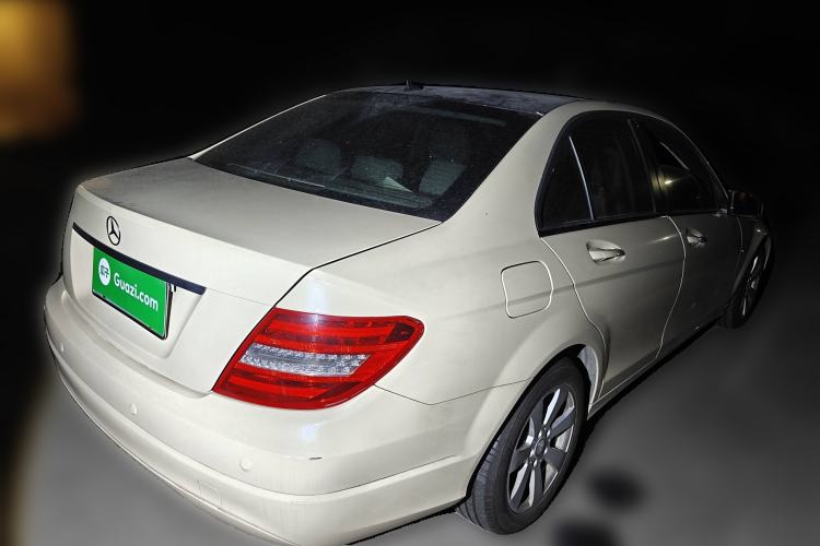 Used Mercedes-Benz C-Class 2010 C 180K Classic model Exterior 5
