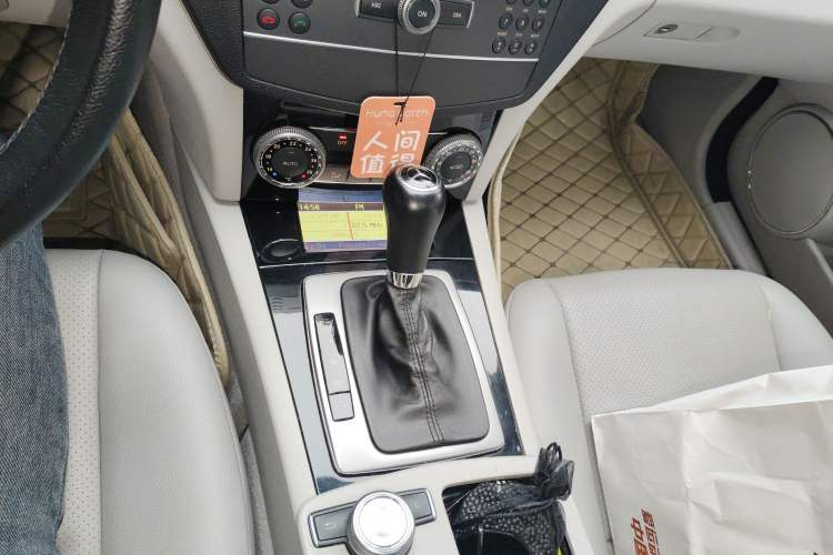 Used Mercedes-Benz C-Class 2010 C 180K Classic model Gear Lever