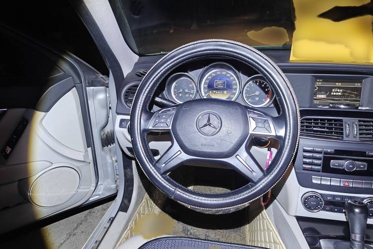Used Mercedes-Benz C-Class 2010 C 180K Classic model Steering Wheel