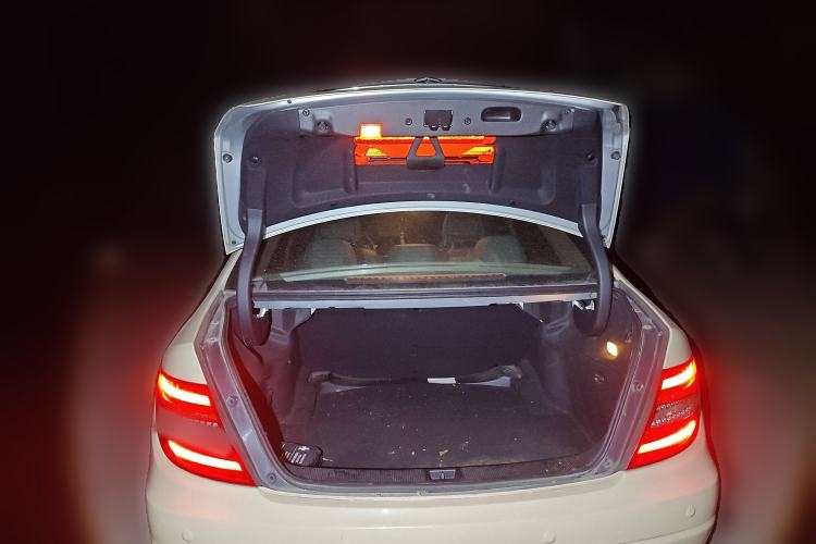 Used Mercedes-Benz C-Class 2010 C 180K Classic model Trunk