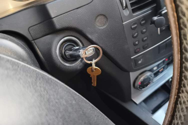 Used Mercedes-Benz C-Class 2010 C 200 CGI Estate Vehicle Key