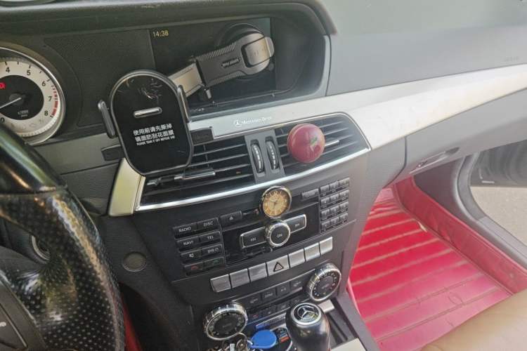 Used Mercedes-Benz C-Class 2011 C 200 Fashion Travel Edition Audio And AC Panel