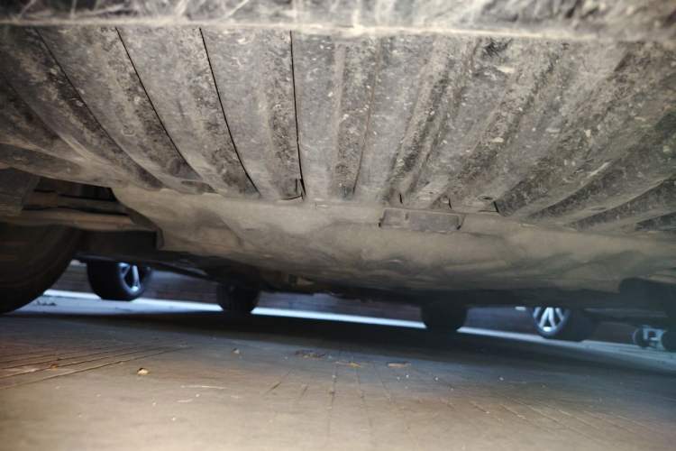 Used Mercedes-Benz C-Class 2011 C 200 Fashion Travel Edition Chassis Front