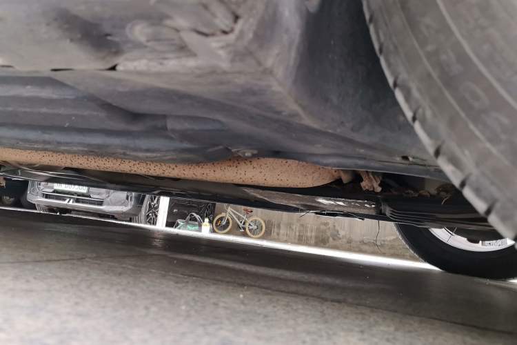 Used Mercedes-Benz C-Class 2011 C 180K Classic model Chassis Front Right