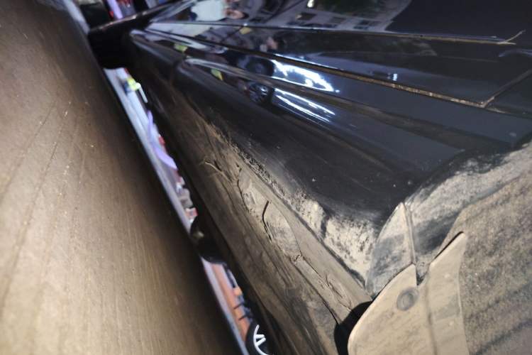 Used Mercedes-Benz C-Class 2011 C 200 Fashion Travel Edition Chassis Rear Left