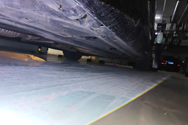 Used Mercedes-Benz C-Class 2011 C 200 Fashion Travel Edition Chassis Rear Right