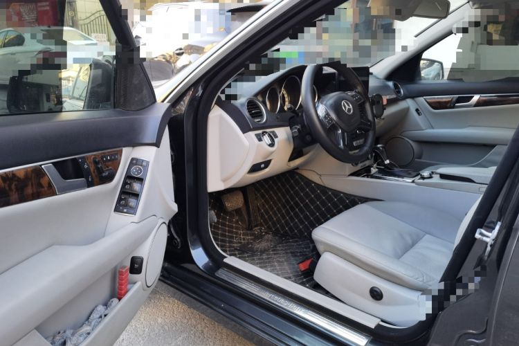 Used Mercedes-Benz C-Class 2011 C 200 CGI Elegant Model Driver Seat