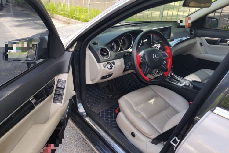 Used Mercedes-Benz C-Class 2011 C 200 CGI Fashion Model Driver Seat