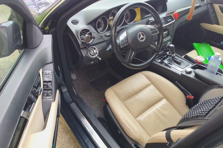 Used Mercedes-Benz C-Class 2011 C 200 CGI Fashion Model Driver Seat