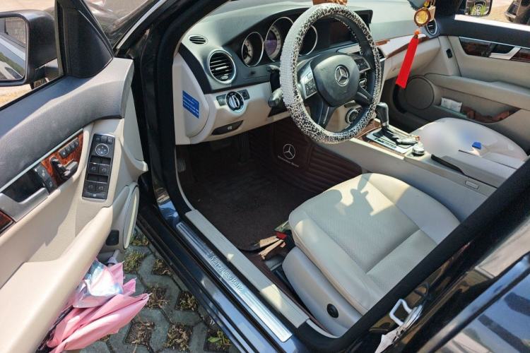 Used Mercedes-Benz C-Class 2011 C 200 CGI Elegant Model Driver Seat