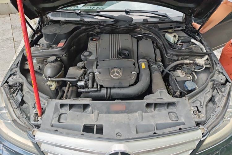 Used Mercedes-Benz C-Class 2011 C 200 CGI Fashion Model Engine Bay