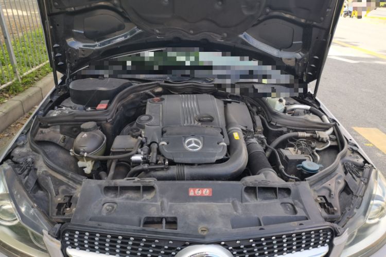 Used Mercedes-Benz C-Class 2011 C 200 CGI Fashion Model Engine Bay