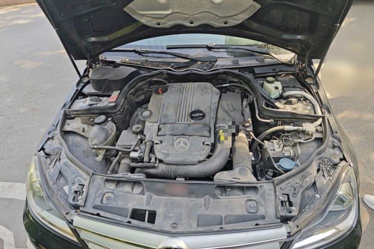 Used Mercedes-Benz C-Class 2011 C 200 Fashion Travel Edition Engine Bay