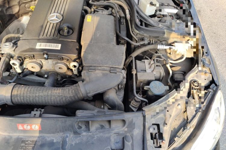 Used Mercedes-Benz C-Class 2011 C 180K Classic model Engine Bay Left